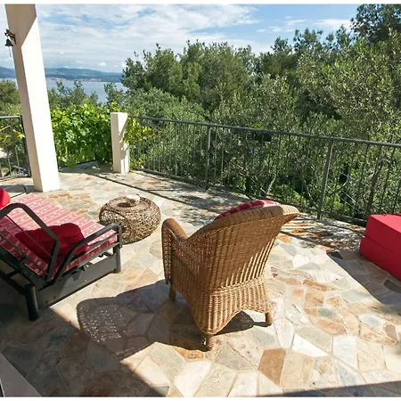 House Fragolina Donje Selo na Šolti